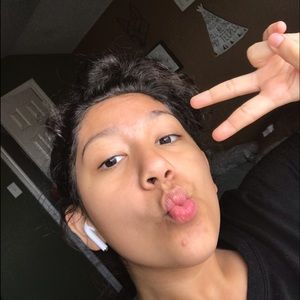 Meet your Posher, Kimberly